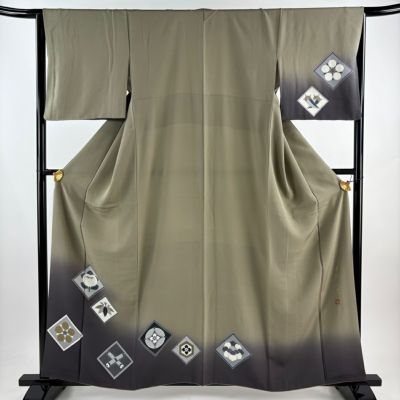 https://buysell.itembox.design/product/748/000002574895/000002574895-01-m.jpg