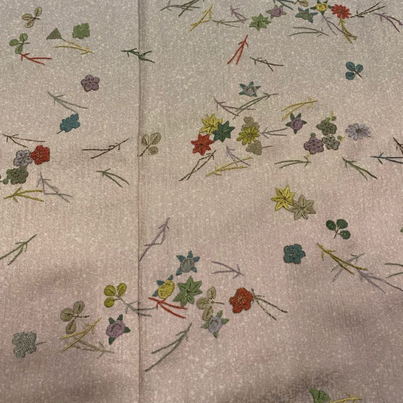 訪問着 身丈156.5cm 裄丈65cm M 袷 吹き寄せ 松葉 刺繍 金糸 灰