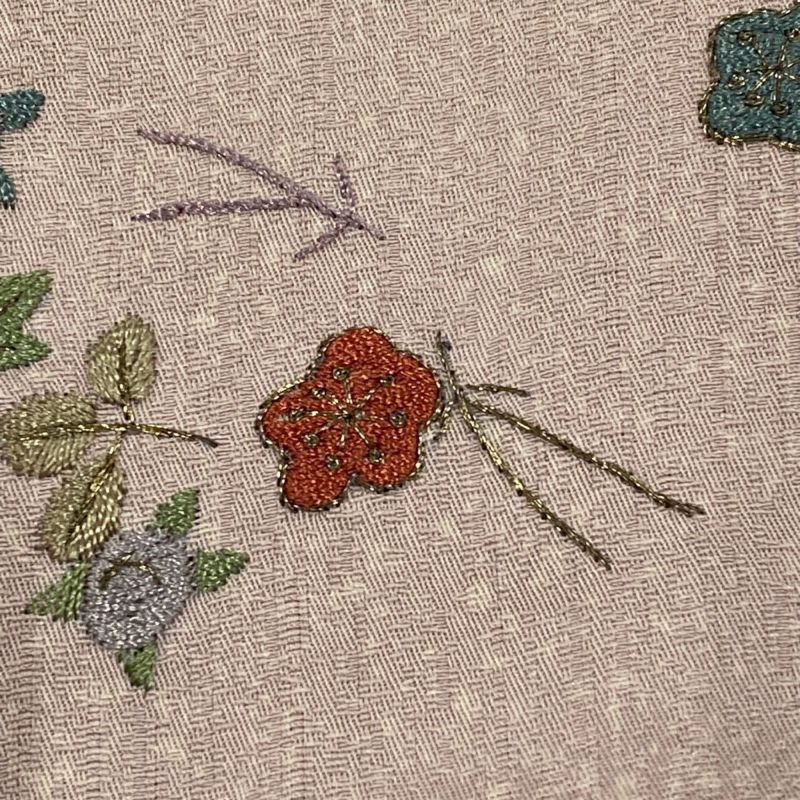 訪問着 身丈156.5cm 裄丈65cm M 袷 吹き寄せ 松葉 刺繍 金糸 灰