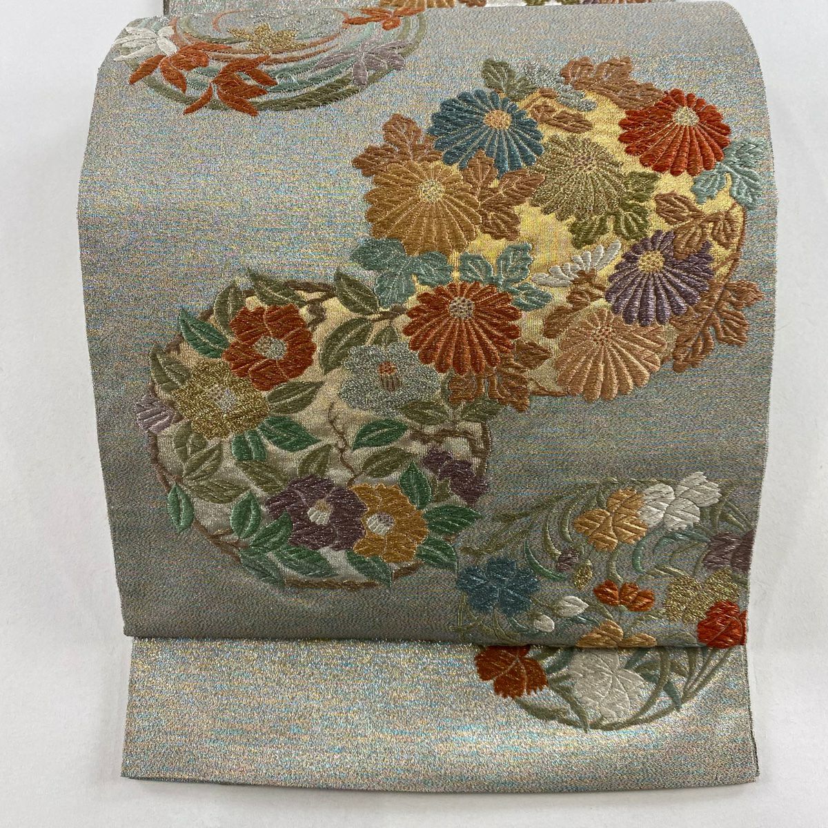 袋帯 秀品 菊 鳥 刺繍 箔 青灰色 六通 正絹 【中古】