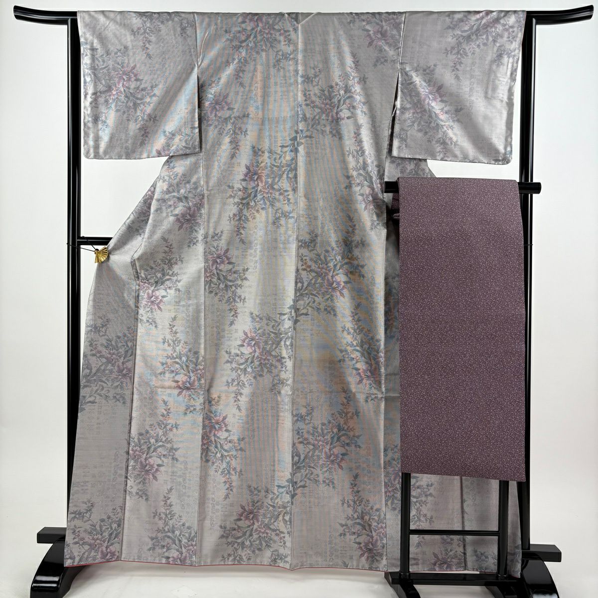 美品】 紬 身丈165.5cm 裄丈64cm M 袷 名古屋帯セット 草花 灰紫 正絹