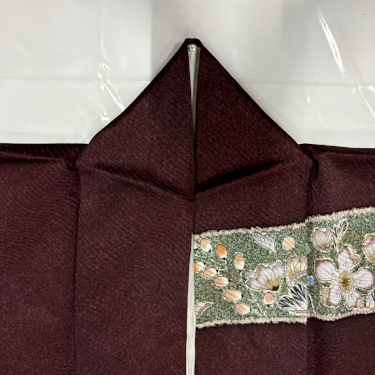 未使用ヴィンテージ貝桶刺繍 しつけ付 紗綾型地紋 絞り 155 64 付下 紫 訪問着 身丈161cm 裄丈64.5cm M 袷 花籠 橘 刺繍 金銀彩 濃紫 正絹 秀