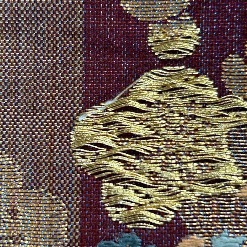 袋帯◆正絹◆松の古典柄♦︎黒地に松の古典柄♦︎松の中に蝶や花の刺繍 fit=scale-down,w=1200