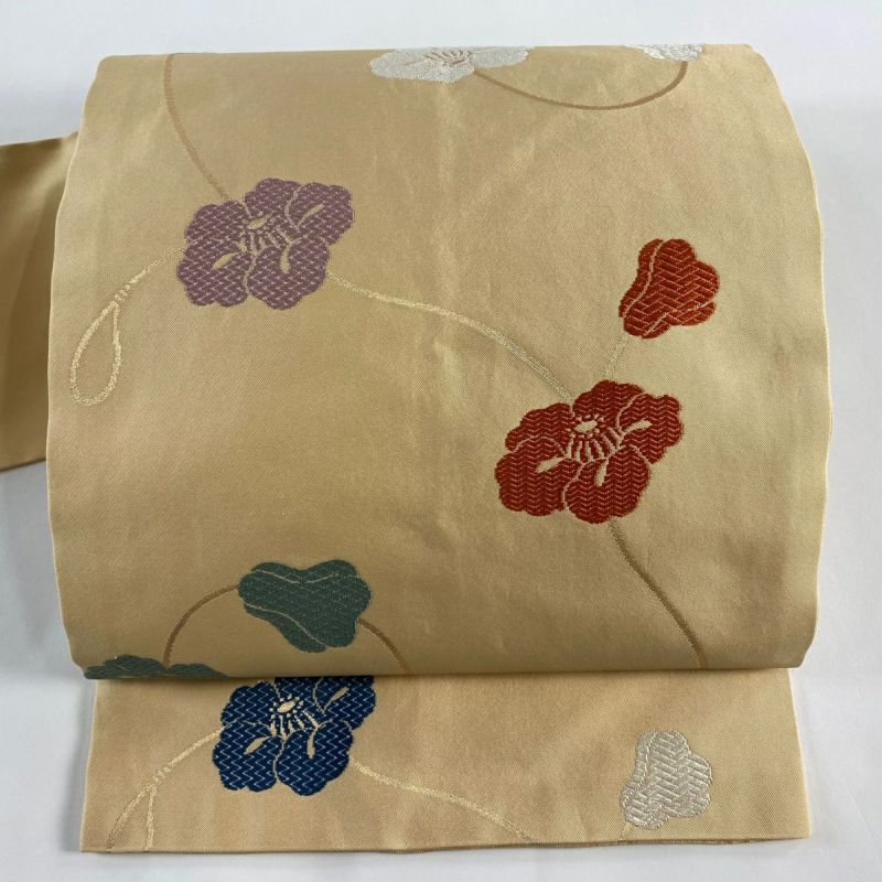名古屋帯 秀品 椿 刺繍 箔 ベージュ 正絹｜中古・古着