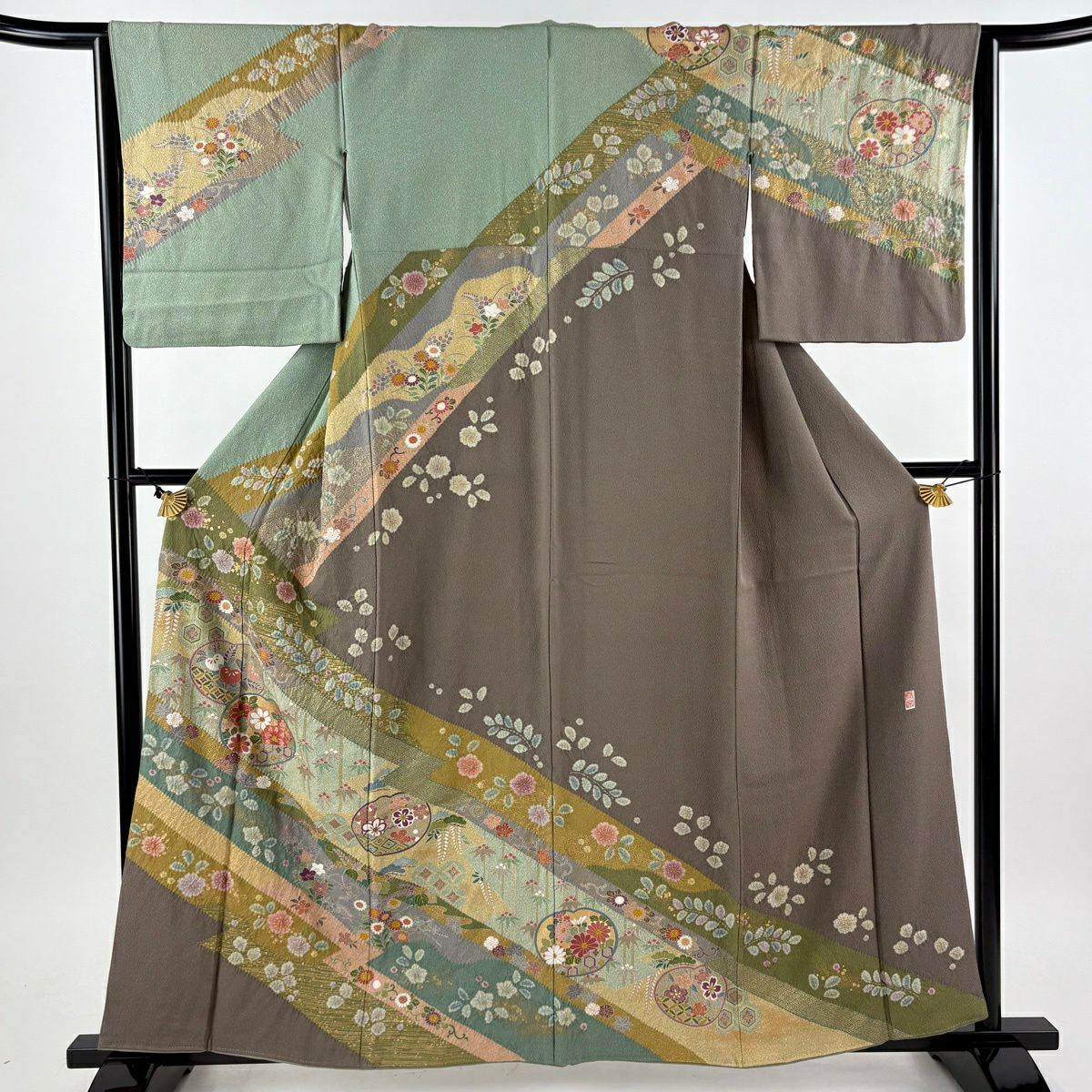 試着のみ☆極上☆菊づくし☆友禅訪問着☆青〜緑☆着丈165☆裄69 試着のみ☆極上☆菊づくし☆友禅訪問着☆青〜緑☆着丈165☆裄69 N11