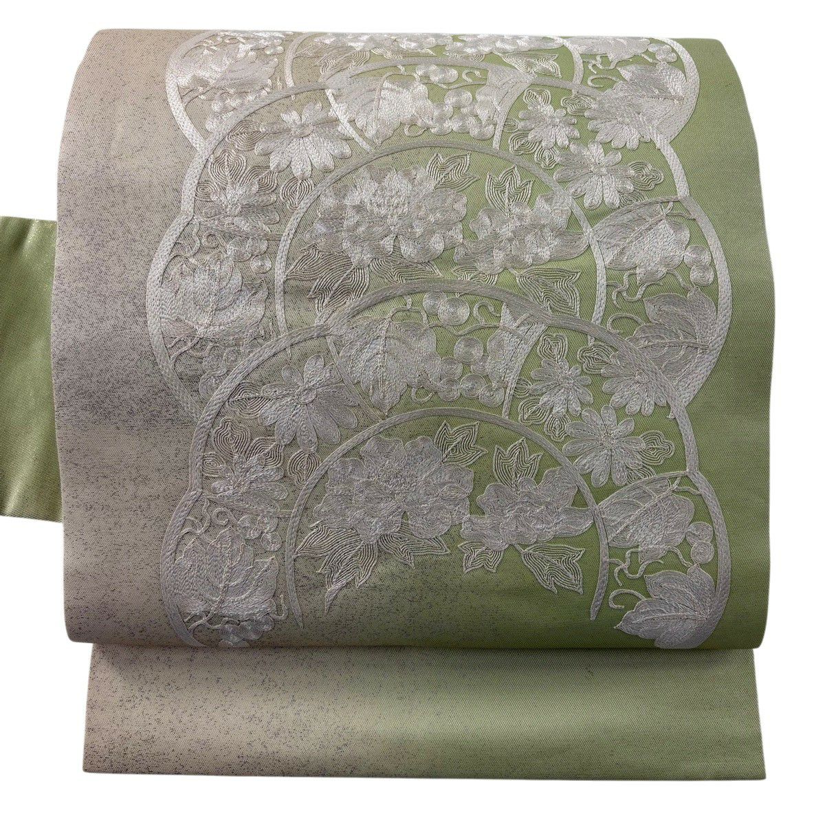 5911◆アンティーク名古屋帯黄緑に葡萄の手刺繍が美しいレトロモダン 5911◇アンティーク名古屋帯黄緑に葡萄の手刺繍が美しいレトロモダン