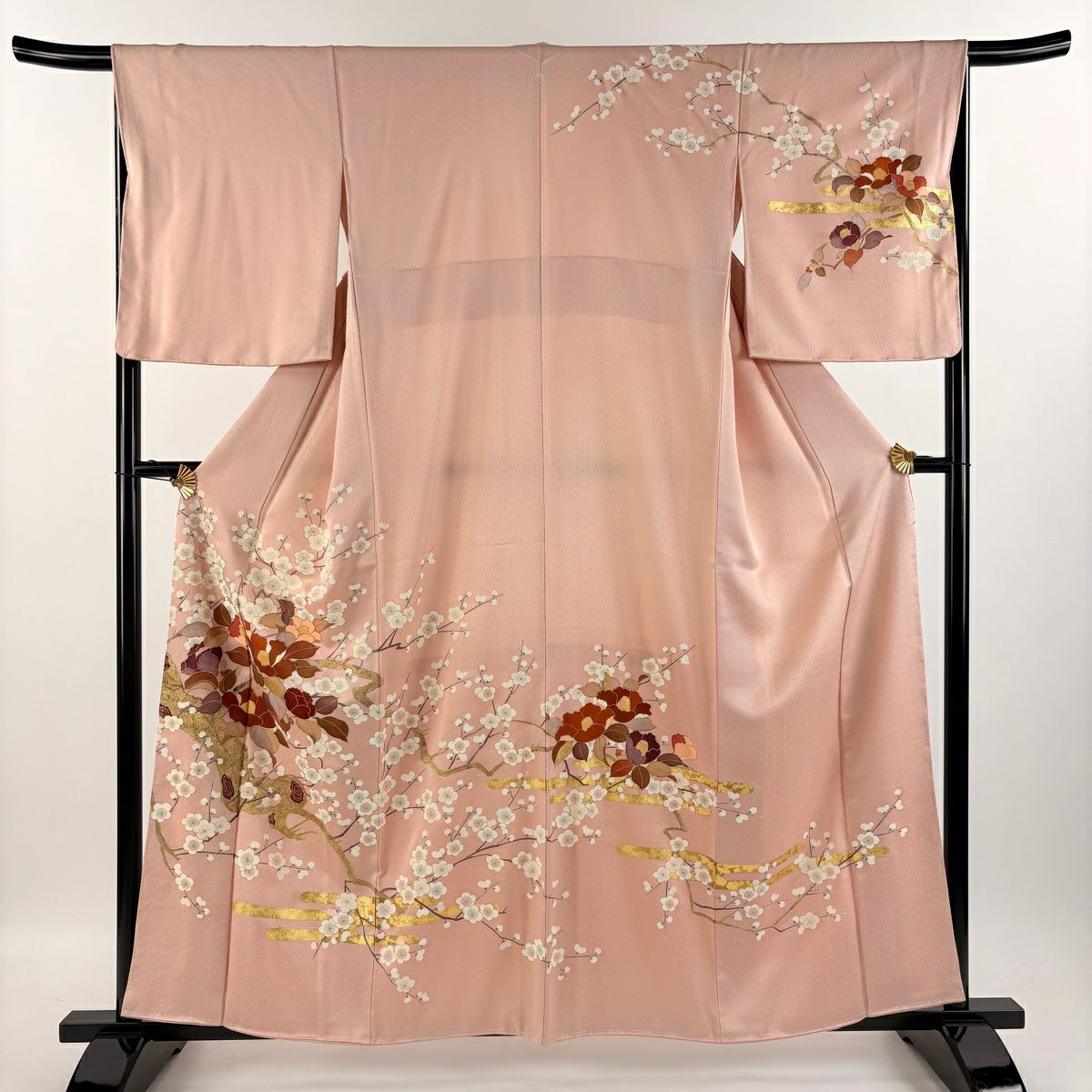 美品 訪問着 黒 枝花 金彩加工 身丈158cm 裄丈68cm お洒落 美品 訪問着 黒 枝花 金彩加工 身丈158cm 裄丈68cm お洒落