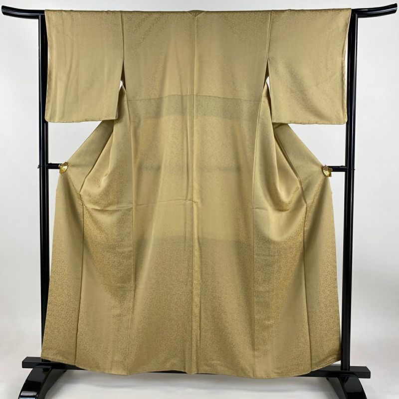 正絹　小紋　裄長め　袷 小紋 身丈159cm 裄丈64cm M 袷 桜 ベージュ 正絹 美品 逸品