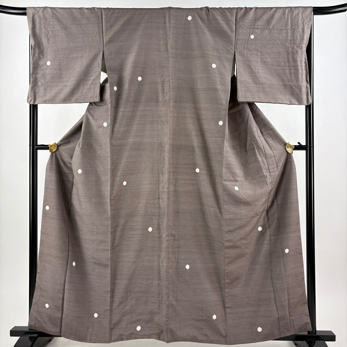 ★専用★紬 真綿紬 絞り 花文 紫系 バチ衿 身丈155cm 裄丈66cm 紬 真綿紬 絞り 花文 紫系 バチ衿 身丈155cm 裄丈66cm お洒落