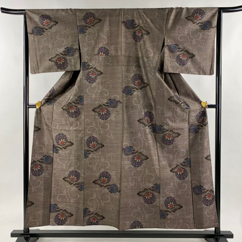 紬 身丈156.5cm 裄丈65.5cm M 単衣 手鞠 唐草 焦茶色 正絹 美品