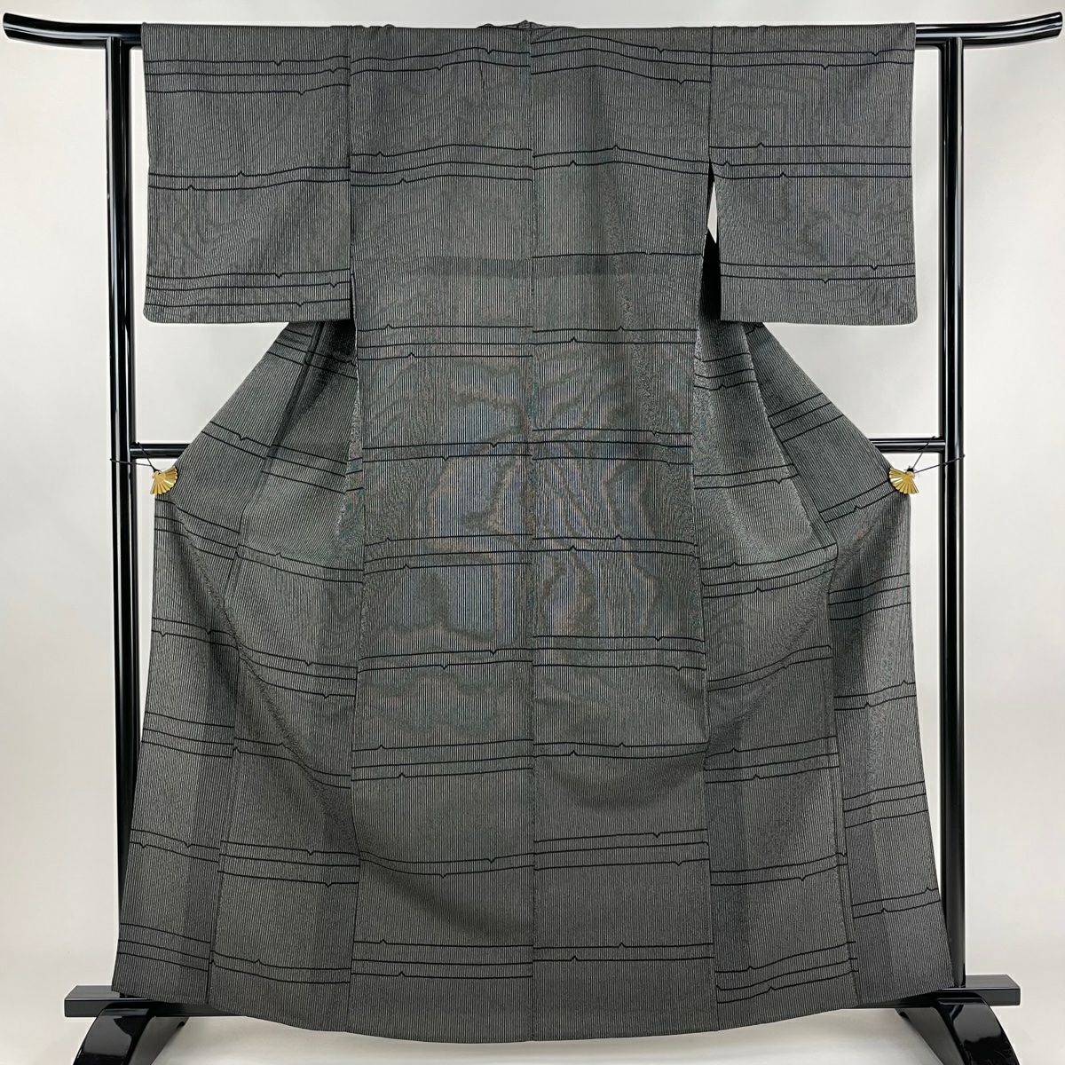 お召 身丈159cm 裄丈65cm M 単衣 雪結晶 濃紫 正絹 美品 逸品｜中古  