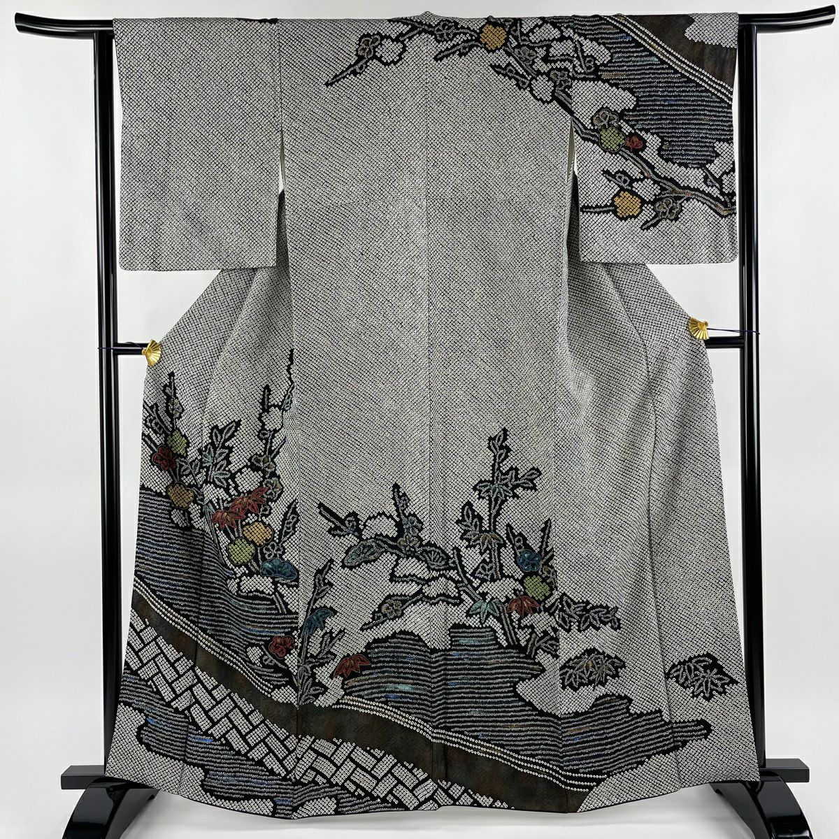 訪問着 身丈156.5cm 裄丈66cm M 袷 草花 幾何学模様 総絞り 黒 正絹 美品 名品|中古・古着・リサイクル着物通販|バイセル オンライン