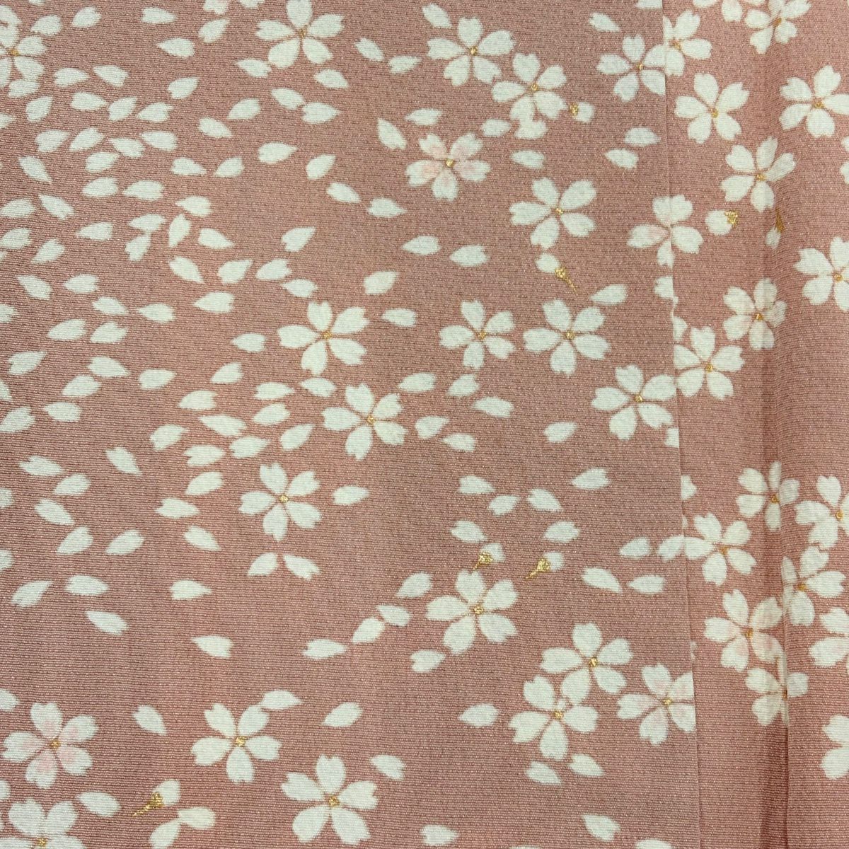 小紋 身丈162cm 裄丈65cm M 袷 桜 花びら ピンク 正絹 秀品｜中古
