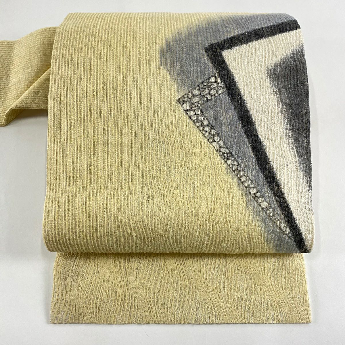 名古屋帯 美品 名品 市松 有職文様 箔 唐織 ベージュ 正絹|中古 名古屋帯 美品 名品 市松 有職文様 箔 唐織 ベージュ 正絹|中古