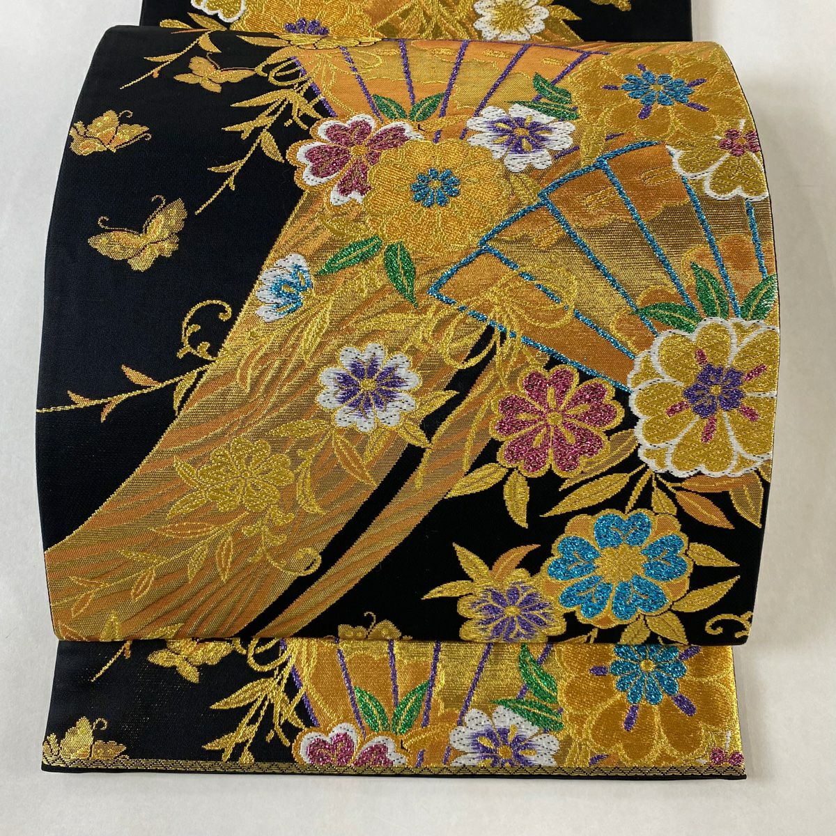 ［全通］袋帯　美品　落款有り 袋帯 美品 秀品 落款あり 扇 菊 金糸 唐織 茜色 六通 正絹