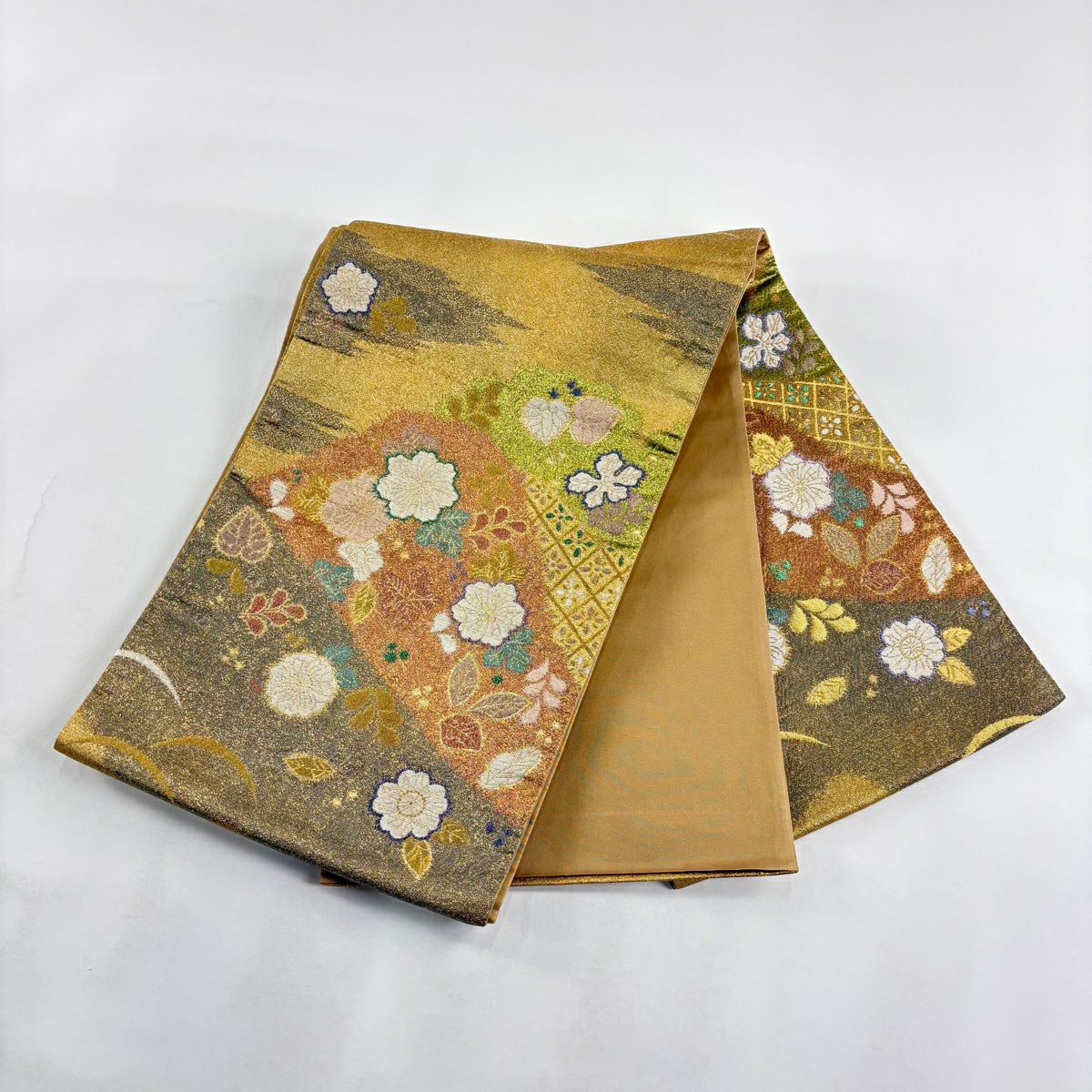 袋帯 美品 逸品 引箔本金紹巴 菱重ね鏡文 金糸 金色 お太鼓柄 正絹 美品 袋帯 逸品 花鳥 花菱 綴織 金銀糸 ベージュ お太鼓柄 正絹 中古
