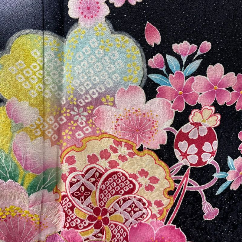 グレー 桜 刺繍 振袖 身丈158 振袖 身丈170cm 裄丈68.5cm L 袷 雪輪 桜 銀通し 刺繍 黒 正絹
