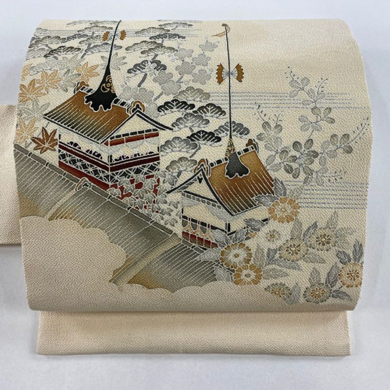 名古屋帯 名品 落款あり 山鉾 松梅 金銀彩 縮緬 ベージュ 正絹