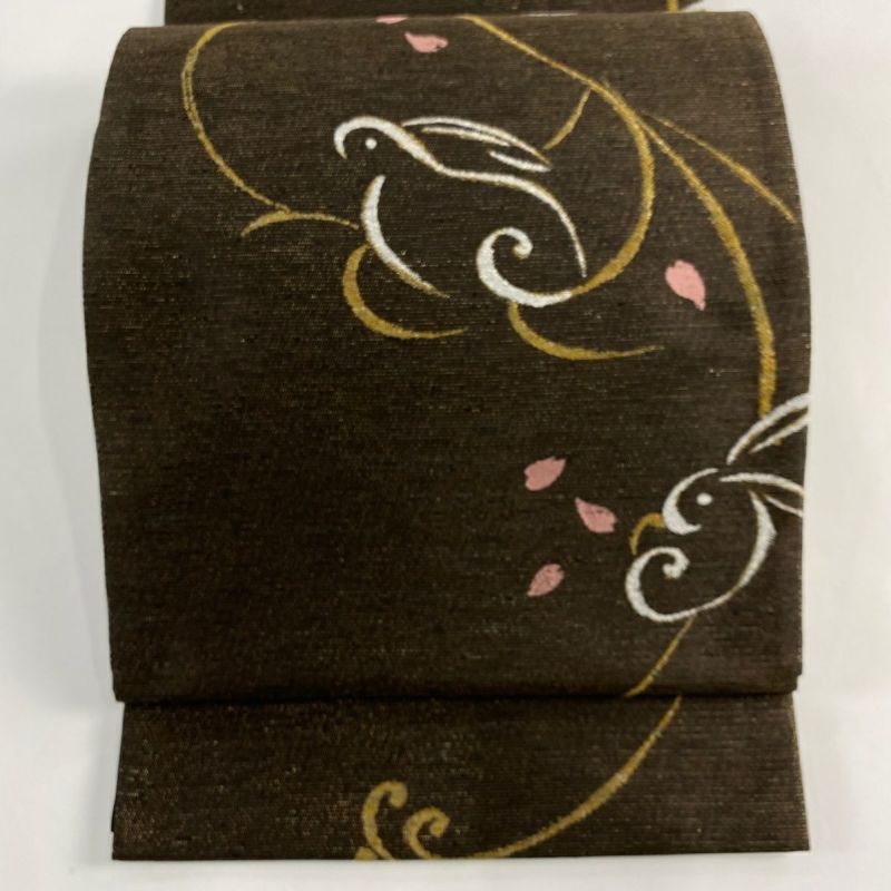 袋帯 美品 逸品 想屋 落款あり やまと 兎 花びら 箔 金茶 六通