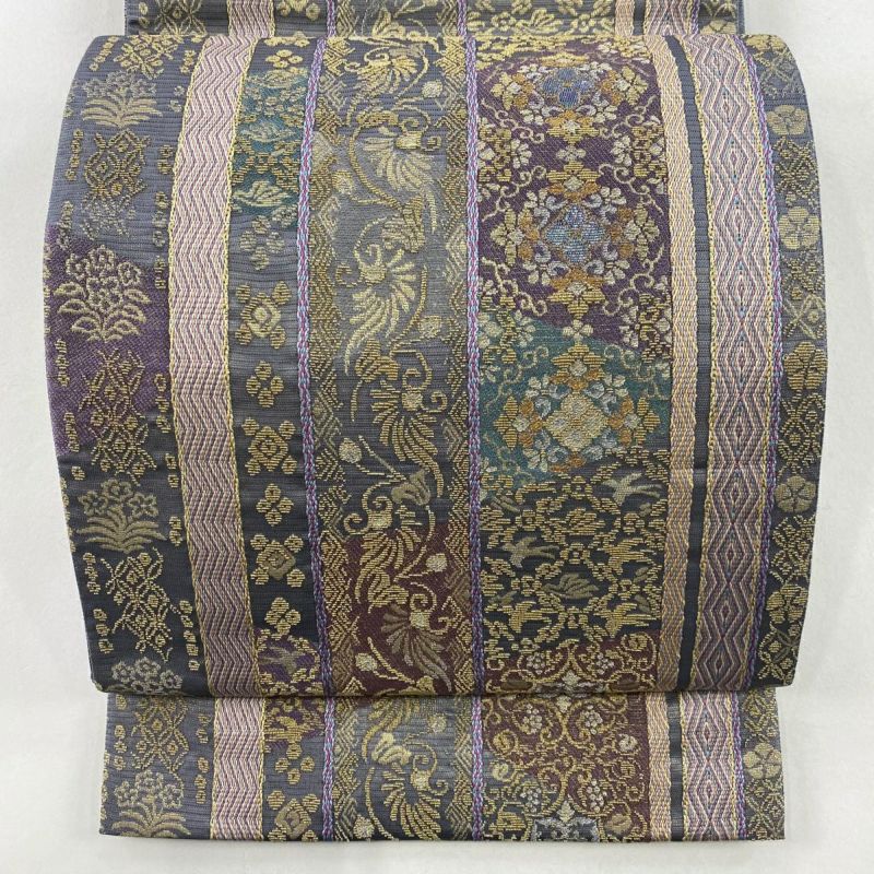 華 袋帯 お太鼓柄 花 グレー 袋帯 秀品 関西仕立て 扇 草花 刺繍 灰白 お太鼓柄 正絹 【中古