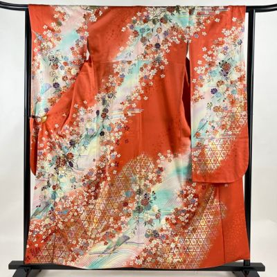 https://buysell.itembox.design/product/779/000002477936/000002477936-01-m.jpg