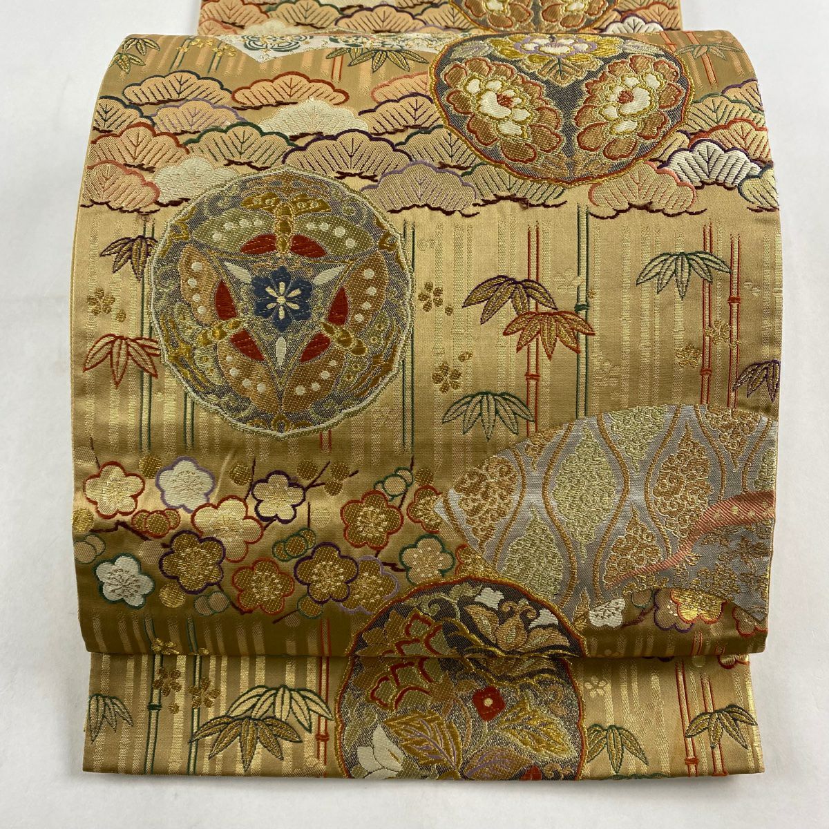 付下げ 身丈163cm 裄丈65.5cm M 袷 鏡裏文 刺繍 ぼかし 青灰色