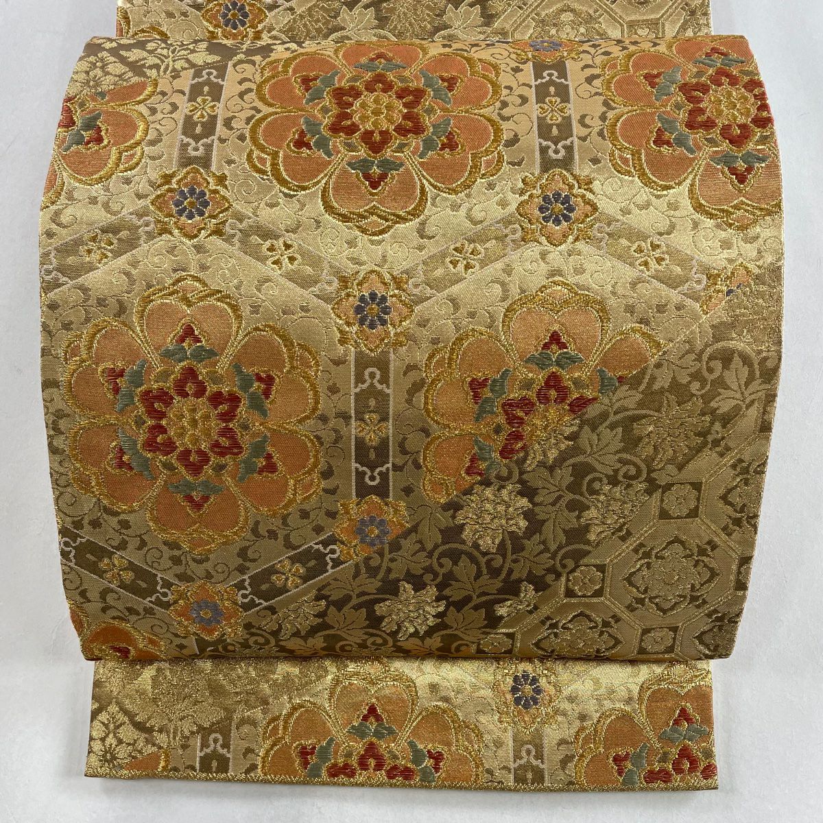 袋帯 美品 名品 華文 花唐草 金糸 刺繍 金色 六通 正絹｜中古