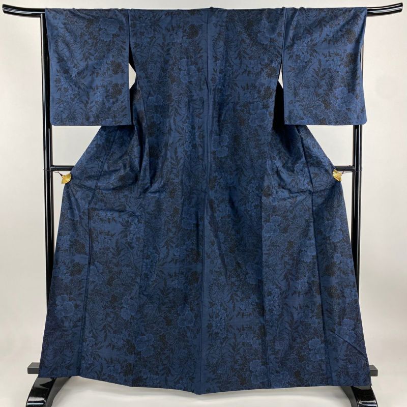 紬 身丈162cm 裄丈67cm M 単衣 草花 紺色 正絹 秀品｜中古・古着