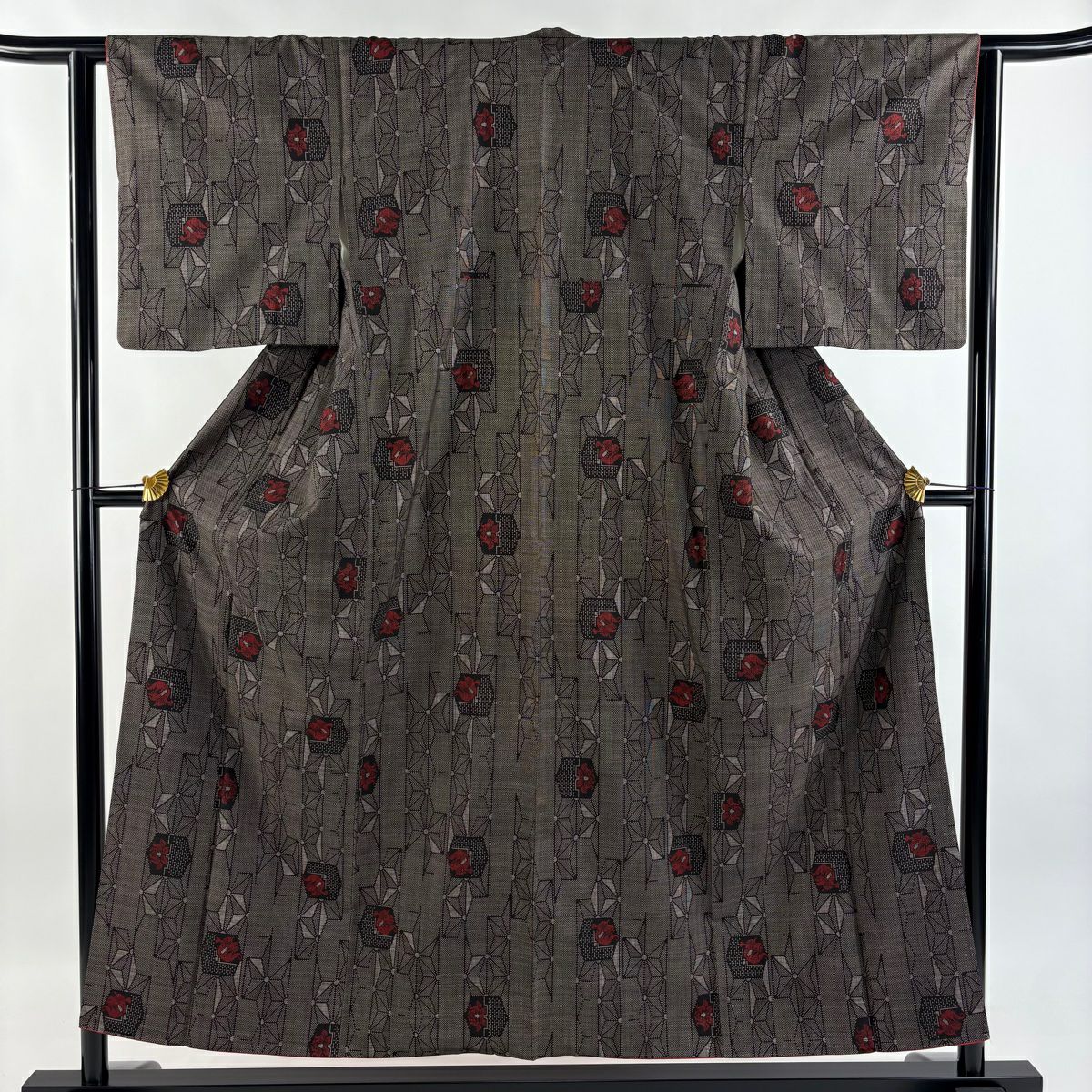 紬 身丈159cm 裄丈64cm M 袷 楓 花 墨色 正絹 秀品｜中古・古着