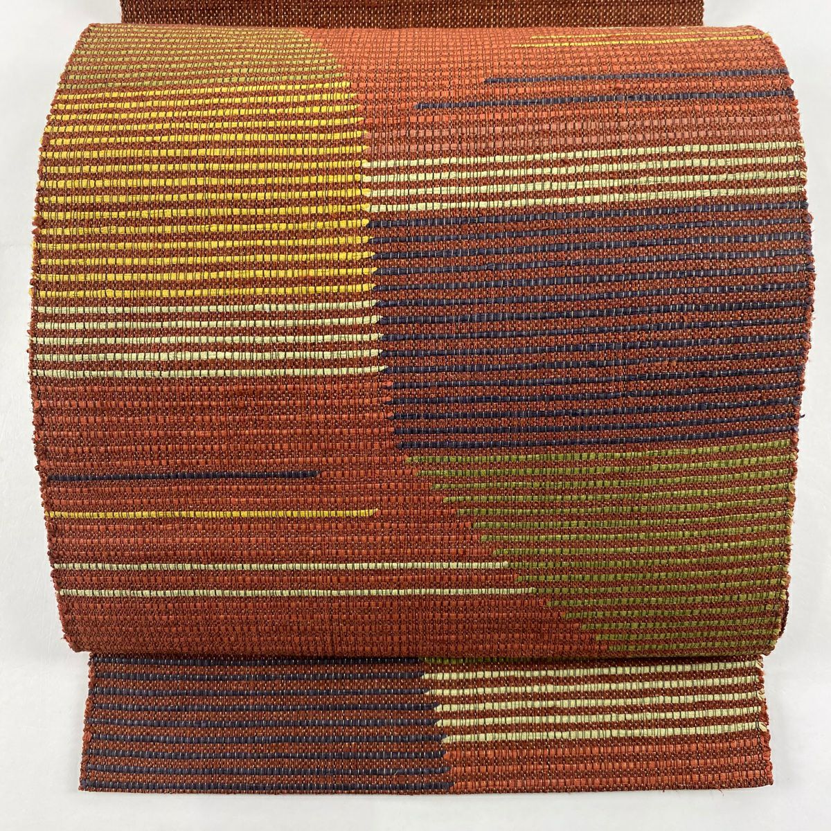 美品】 名古屋帯 秀品 八寸名古屋帯 松葉仕立て 幾何学 箔 赤茶 正絹