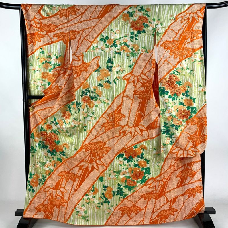 振袖 身丈165.5cm 裄丈66.5cm M 袷 牡丹 竹 刺繍 絞り オレンジ