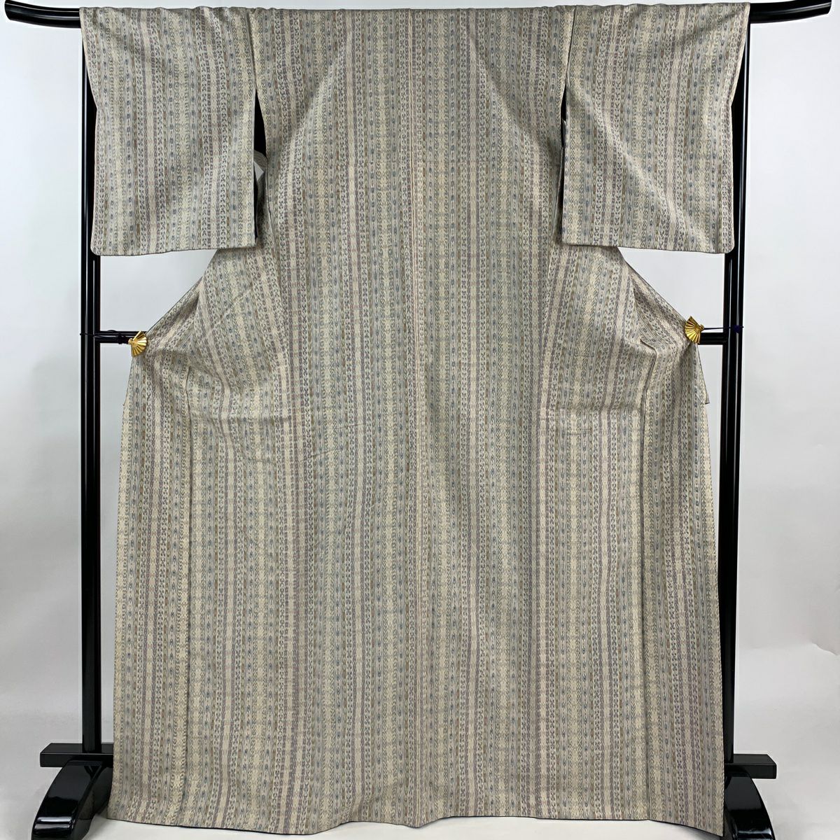 紬 身丈157.5cm 裄丈64.5cm M 袷 縦縞 幾何学 黒 正絹 美品 逸品 紬 身丈157.5cm 裄丈64.5cm M 袷 縦縞 幾何学 黒 正絹 美品 逸品