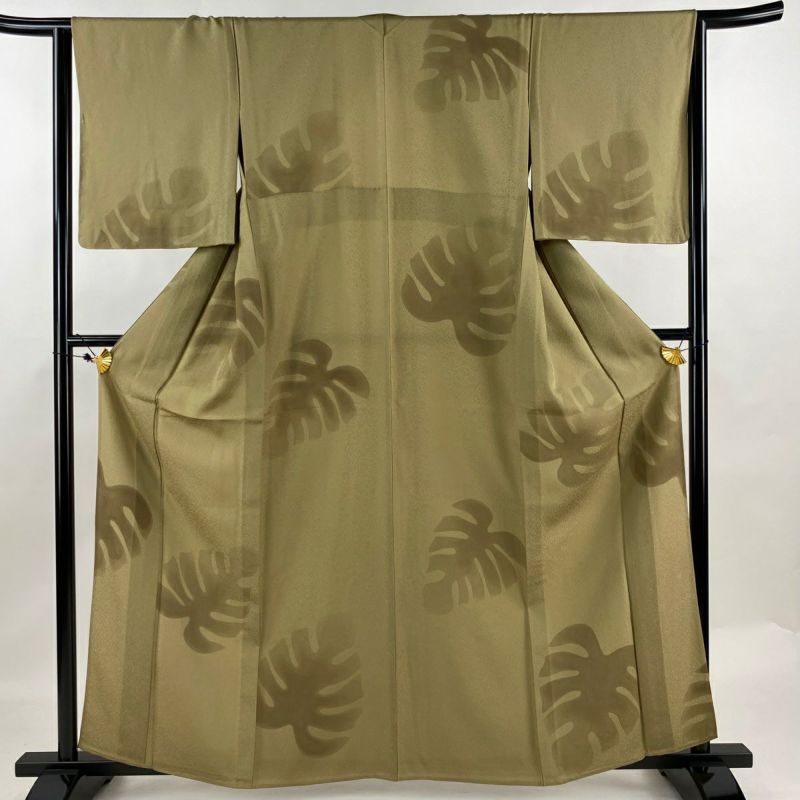 小紋 身丈161cm 裄丈64cm M 単衣 葉 鶯色 正絹 美品 秀品｜中古