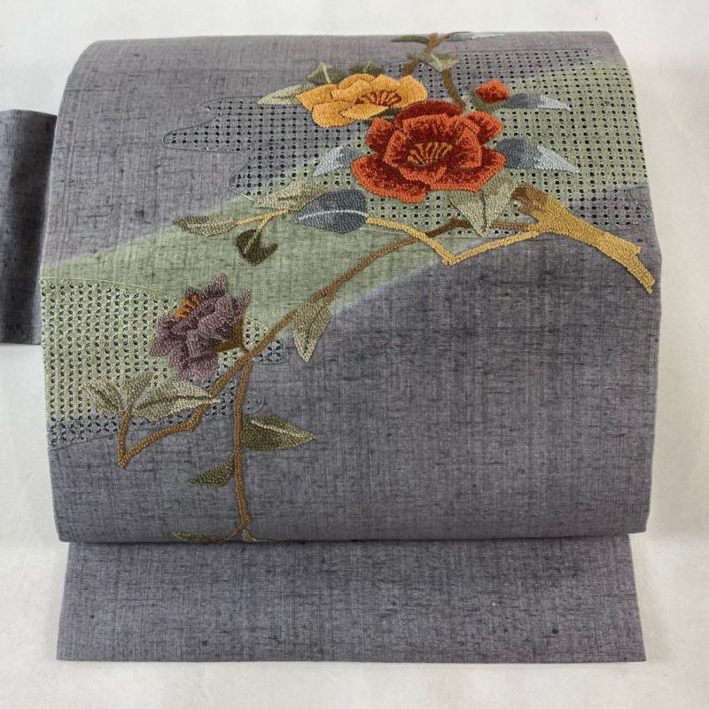 名古屋帯 美品 秀品 紬地 枝花 刺繍 鼠色 正絹｜中古・古着