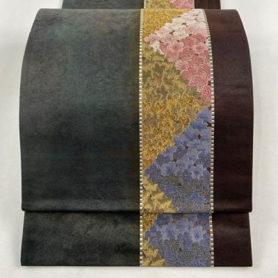 https://buysell.itembox.design/product/792/000002479273/000002479273-01-m.jpg