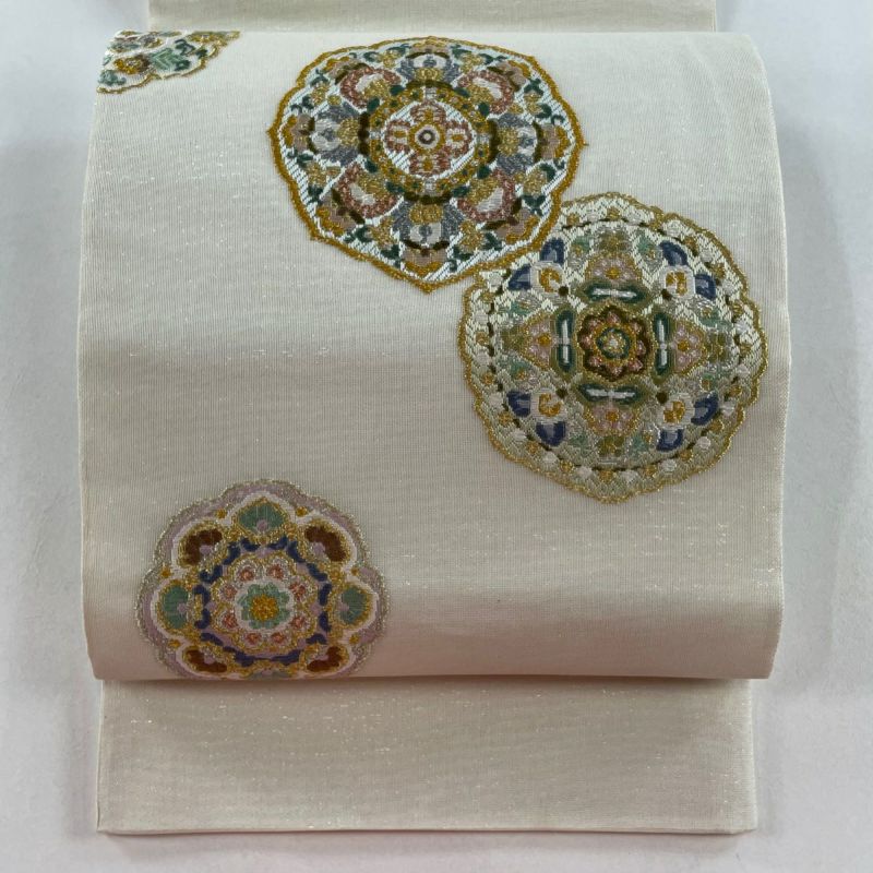 アンティーク名古屋帯】黄土色 金糸 豪華な花の刺繍 流水 お太鼓