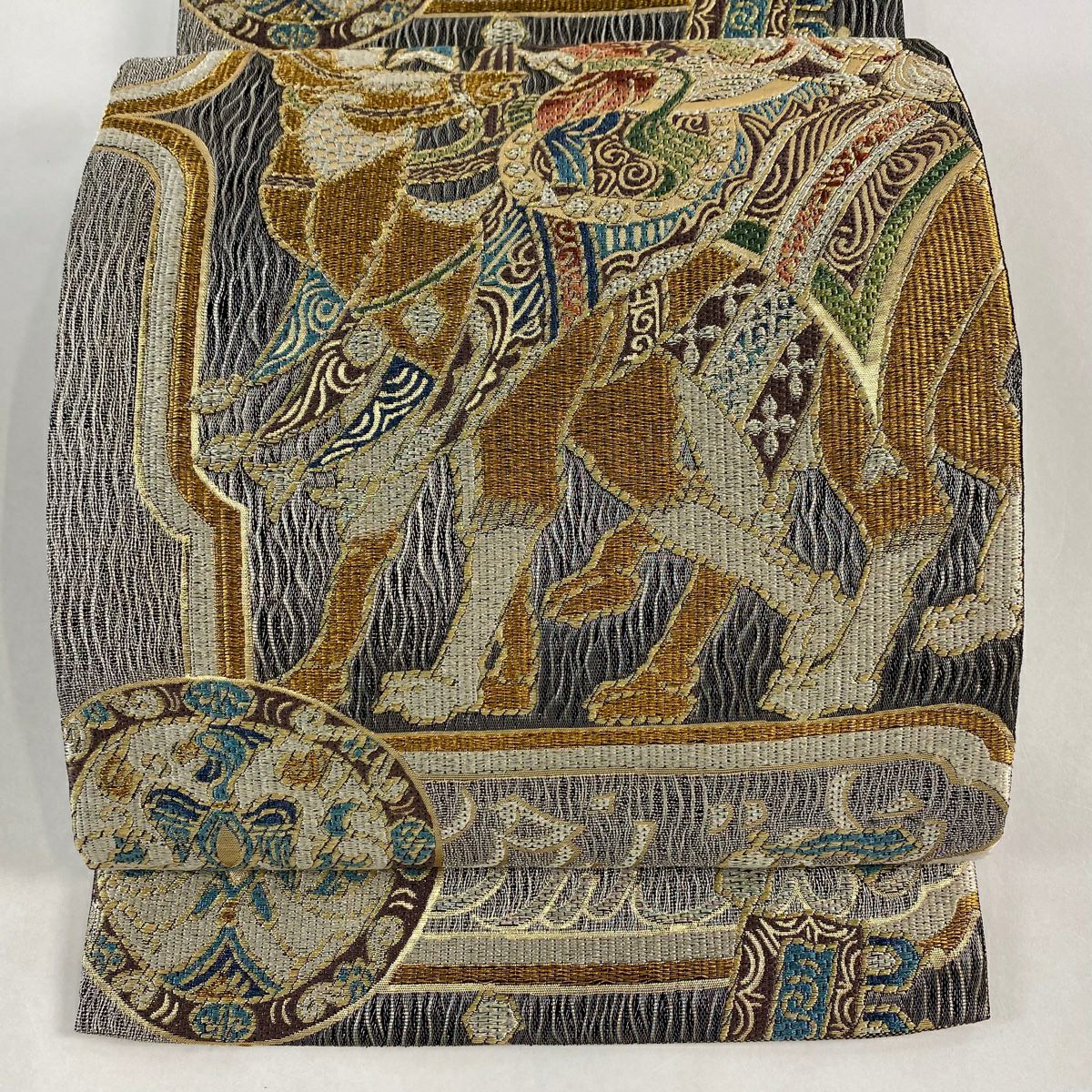 袋帯 美品 秀品 華文 蝶 金銀糸 ラメ箔 金色 六通 正絹|中古 袋帯 美品 秀品 華文 蝶 金銀糸 ラメ箔 金色 六通 正絹|中古