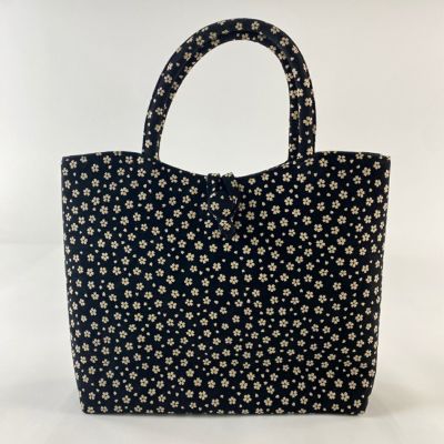 https://buysell.itembox.design/product/798/000002579816/000002579816-01-m.jpg