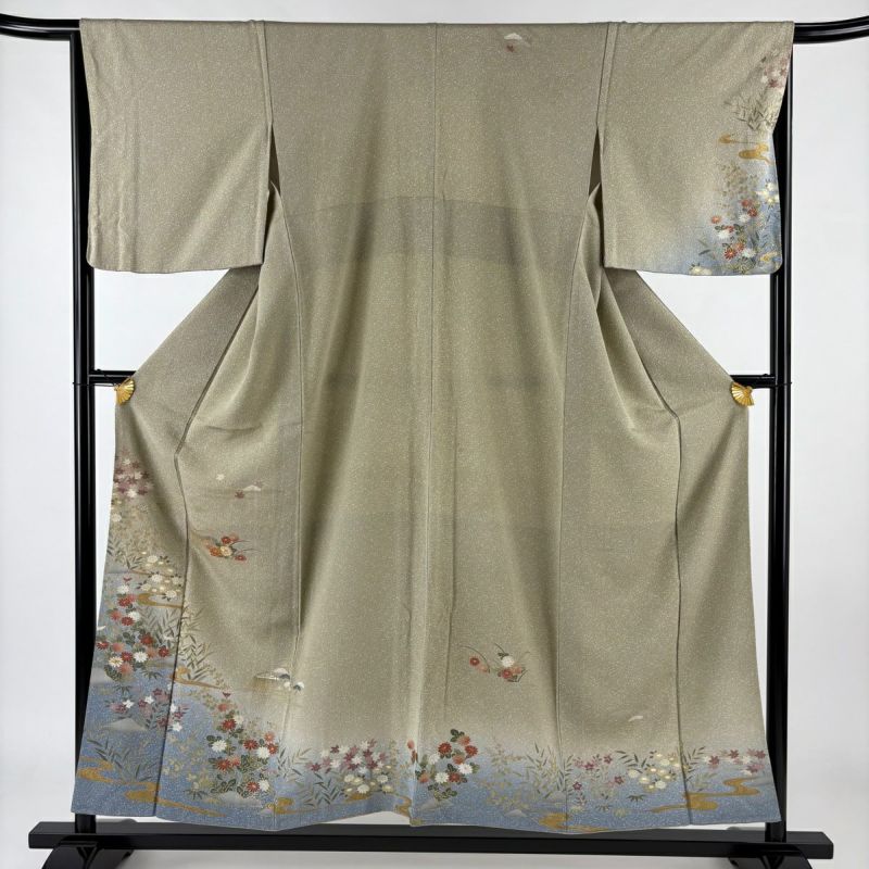 【着物と帯 時流】J24602◇正絹 長襦袢◇美品 黄色 裄68丈132 訪問着 身丈154cm 裄丈66.5cm M 袷 草花 流水 金糸 金彩 灰緑