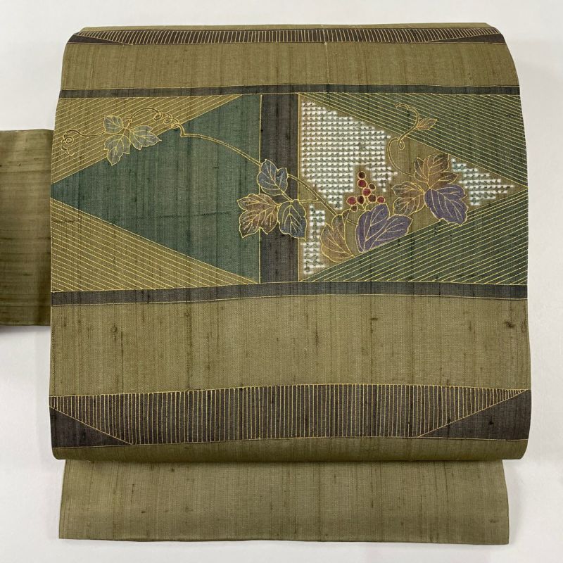 名古屋帯 秀品 夏帯 紬地 葉と実 横段 金彩 刺繍 茶緑色 正絹