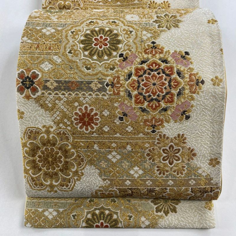 袋帯 美品 秀品 華文 花唐草 金糸 ベージュ 六通 正絹｜中古