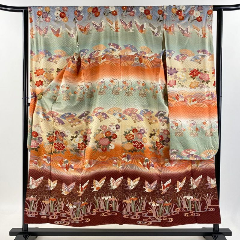 D383 振袖 鴛鴦 流水 金彩 正絹 着物 袷 振袖 身丈152cm 裄丈62cm S 袷 鴛鴦 草花 金糸 金彩 薄緑 正絹