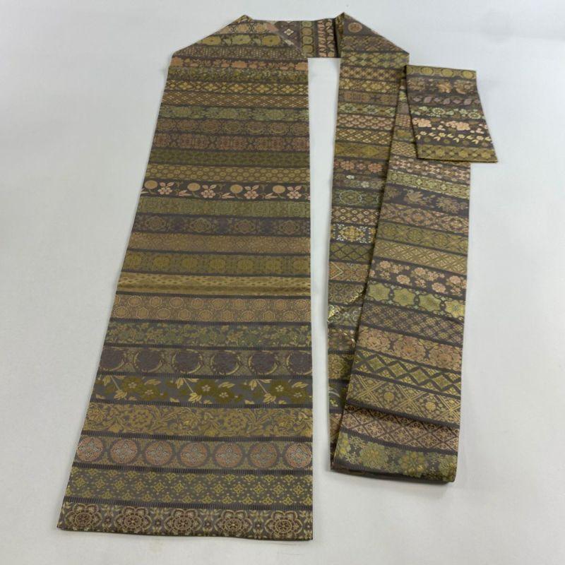名古屋帯 美品 名品 箔屋清兵衛 落款あり 華文 笹蔓 箔 西陣織
