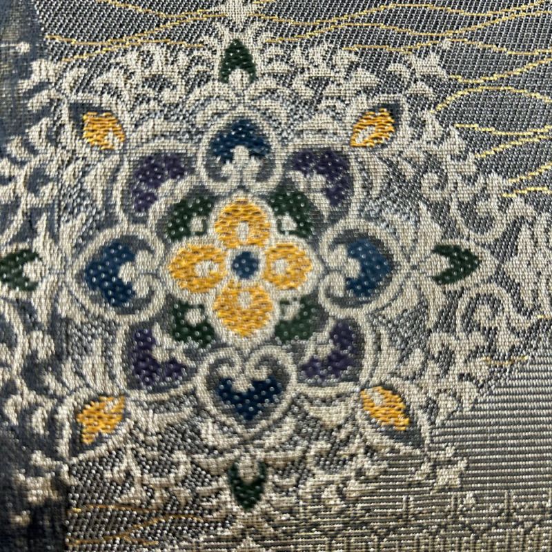 袋帯 美品 秀品 華文 よろけ縞 金糸 箔 灰茶 六通 正絹｜中古