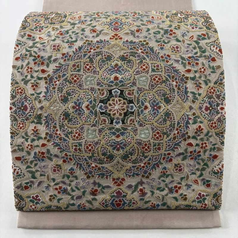 総相良刺繍 松 菊 藤 菖蒲 柄正絹 六通袋帯 総相良刺繍 松 菊 藤 菖蒲 柄正絹 六通袋帯 袋帯