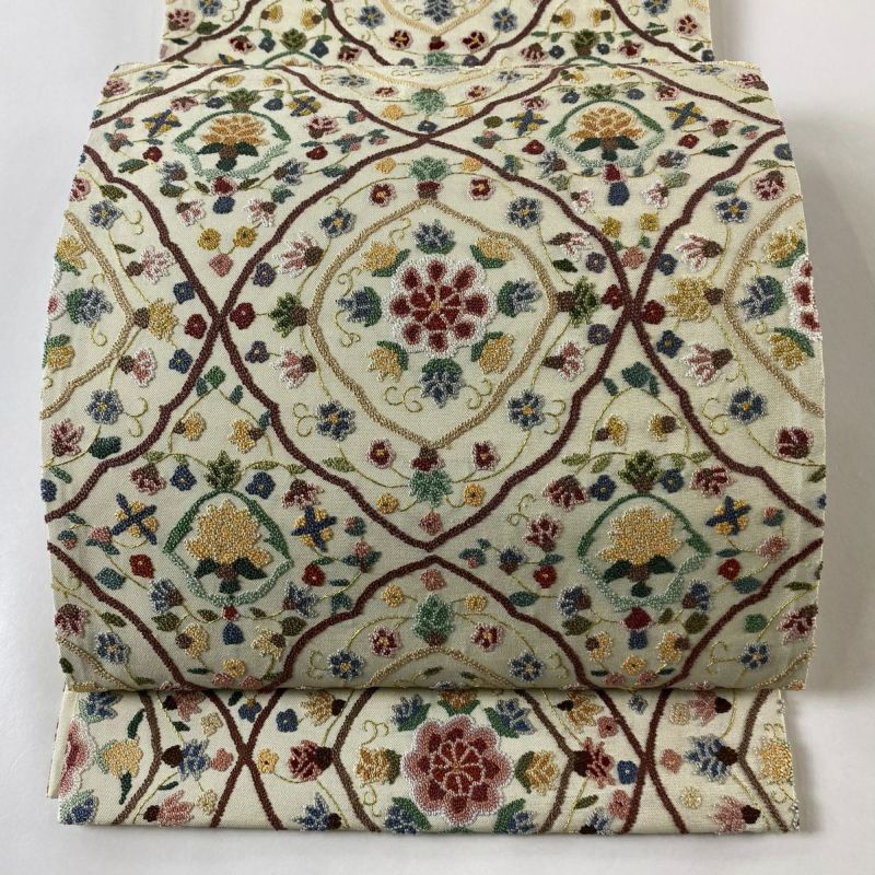 No.1996 正絹草花幾何学金糸袋帯　美品 袋帯 美品 逸品 花唐草 幾何学模様 金糸 相良刺繍 クリーム 六通
