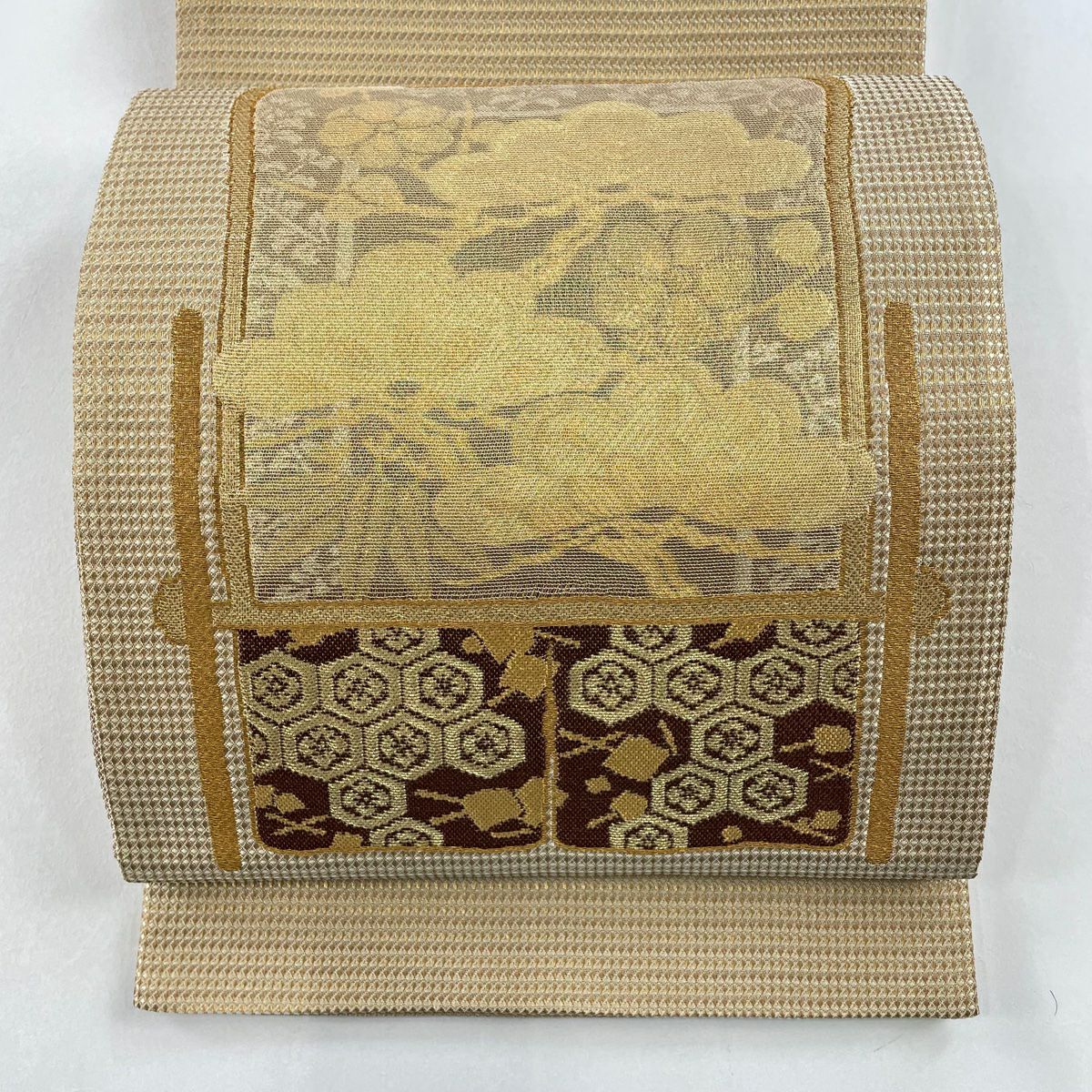 袋帯 美品 逸品 やまと 猫 鞠 金糸 モール風 薄紫 お太鼓柄 正絹 袋帯 美品 逸品 やまと 猫 鞠 金糸 モール風 薄紫 お太鼓柄 正絹