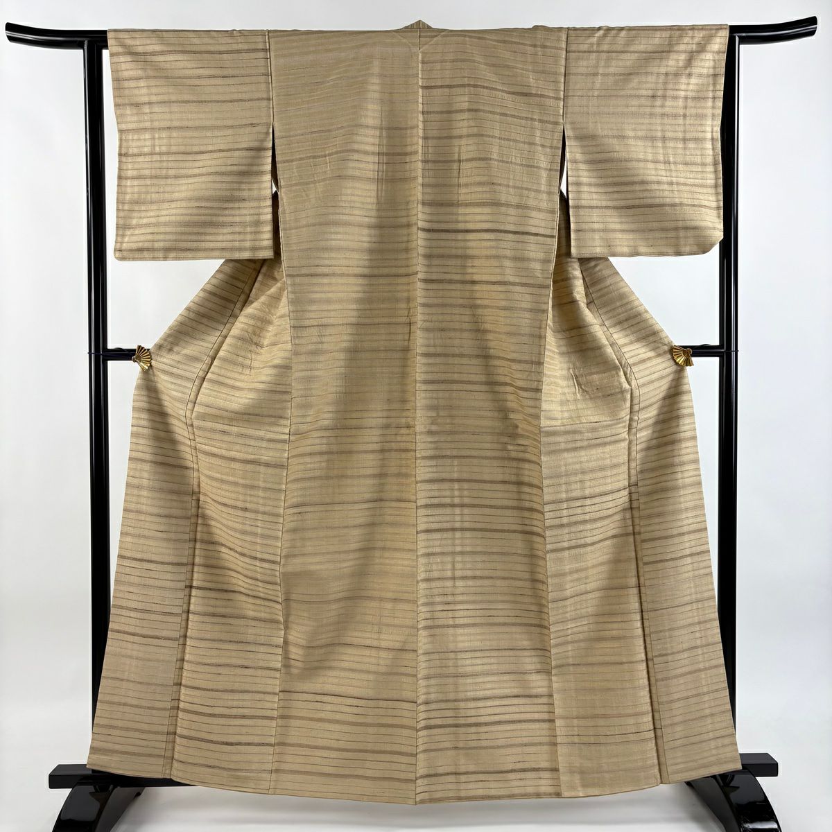 美品】 紬 身丈164cm 裄丈65cm M 袷 落款あり 縞 幻梅染 ベージュ 正絹