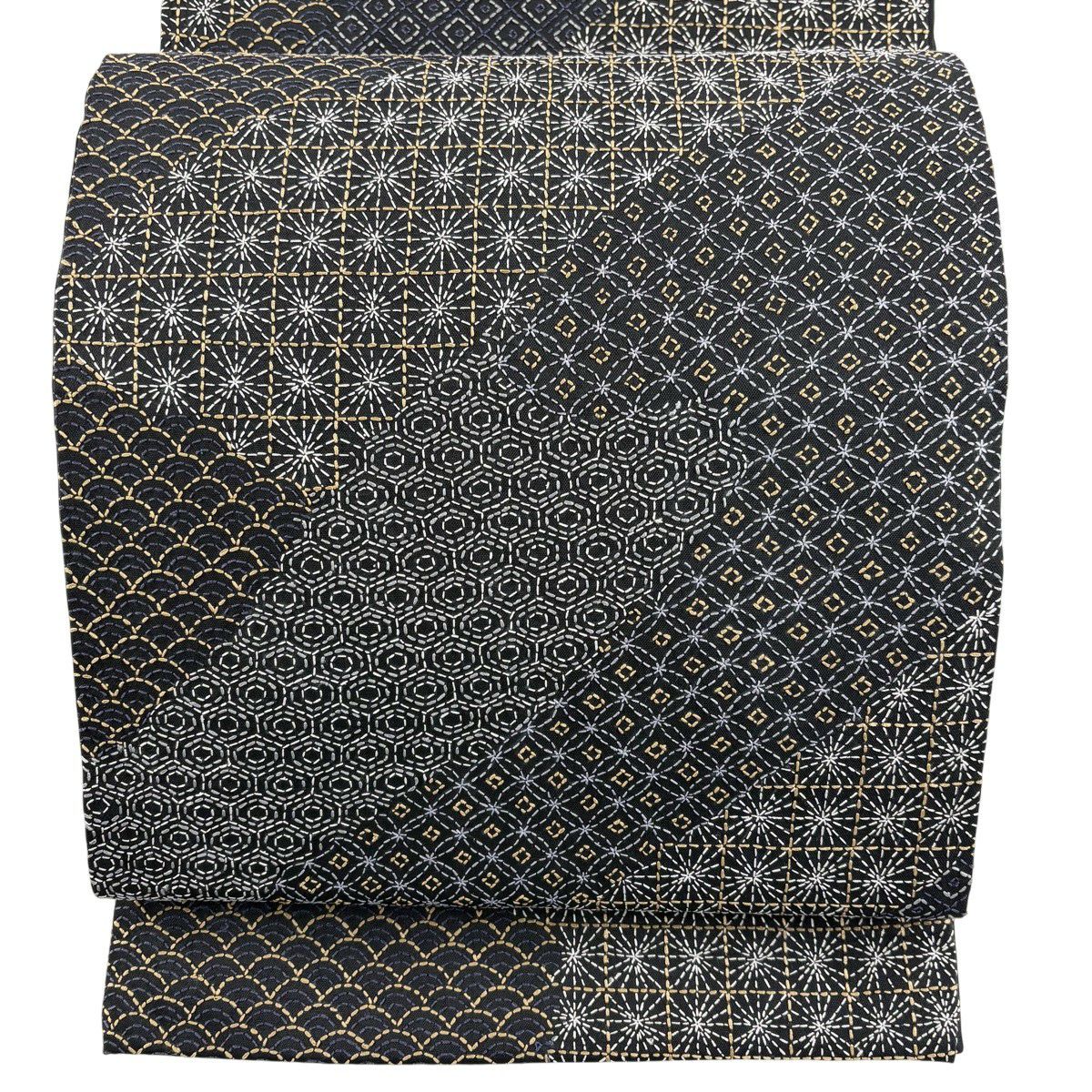美品】 袋帯 逸品 落款あり 証紙あり 七宝 青海波 刺子刺繍 黒 全通