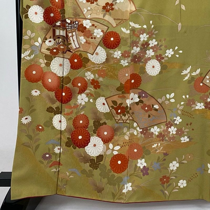 振袖 身丈165cm 裄丈66cm M 袷 扇面 菊 金彩 鶯色 正絹 美品 秀 振袖 身丈165cm 裄丈66cm M 袷 扇面 菊 金彩 鶯色 正絹 美品 秀